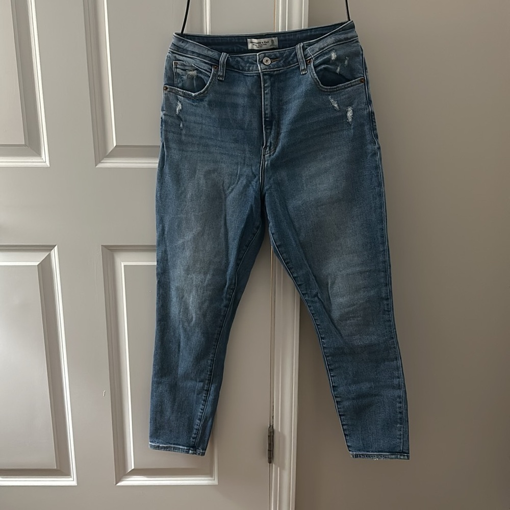 Abercrombie and Fitch the super skinny ankle high rise.